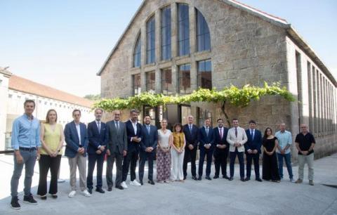 Foto de familia dos representantes do Grupo Cidades Patrimonio zos/as voceiros/as