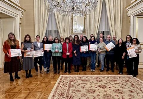 Foto de grupo empresas premiadas